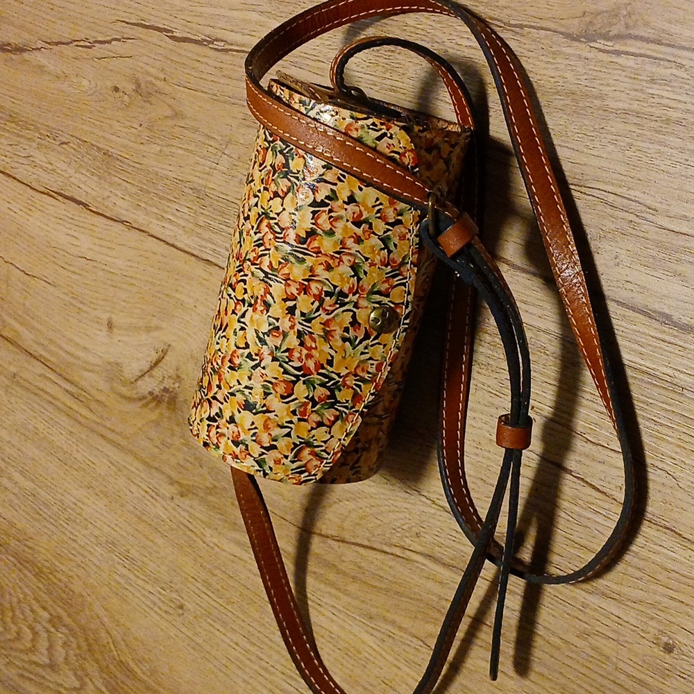 Patricia Nash Brown Leather Crossbody Bag with Adjustable Strap